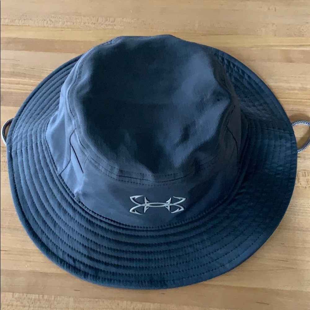 Under Armour fishing boat hat